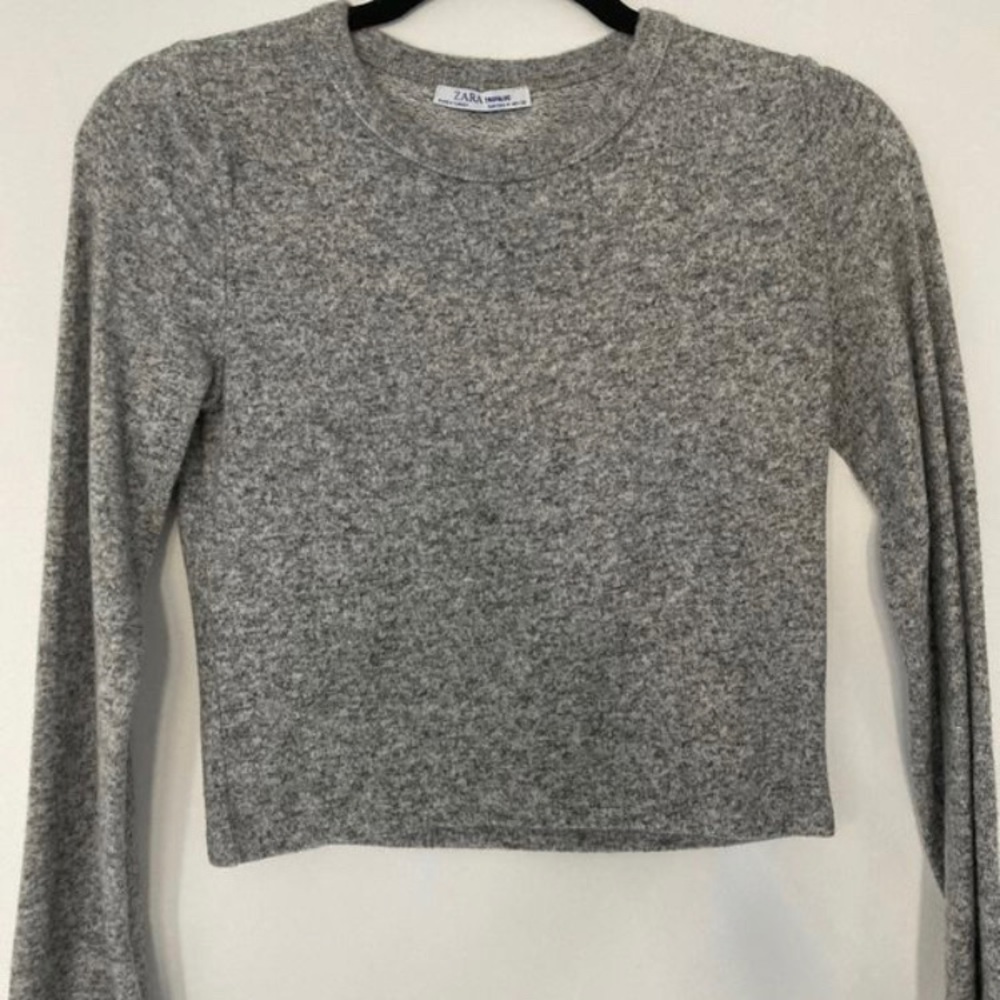 Grey, Crop Top Shirt - Size Medium - Never Worn